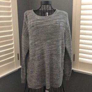 Grey cable knit sweater by Divded